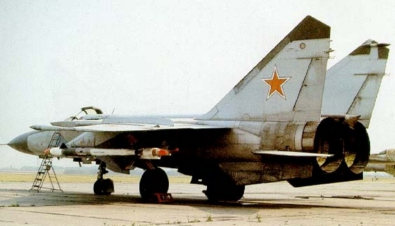 Quickboost 1/48 Mikoyan MiG-25 Foxbat Air Ramps Sensors # 48885 